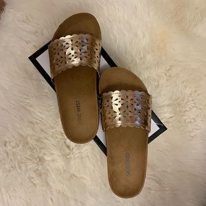 Nine west girls sandals size 1